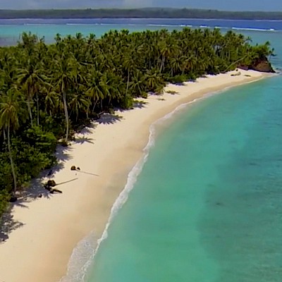 En Drone au dessus des spots des Mentawai - 