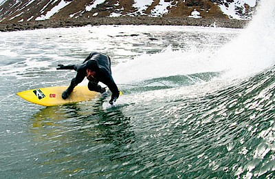 Surfer en Arctique - 